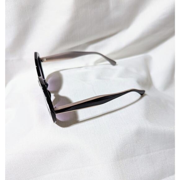 Mimi Black Oversized Retro Style Butterfly Sunglasses Stripes - Picture 3 of 7